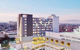 HARRIS Hotel&Conventions Bundaran Satelit Surabaya